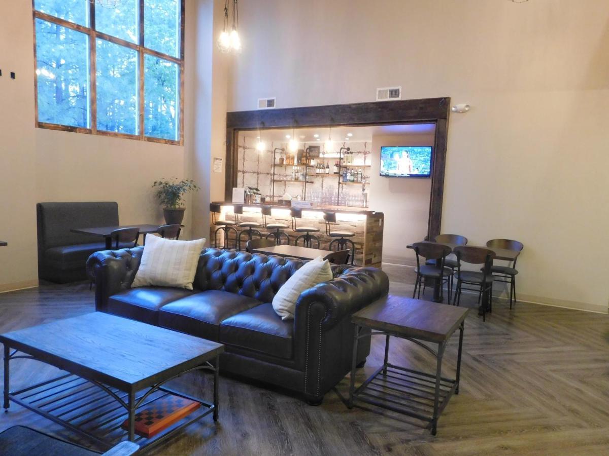 Greentree Inn & Suites Pinetop Εξωτερικό φωτογραφία