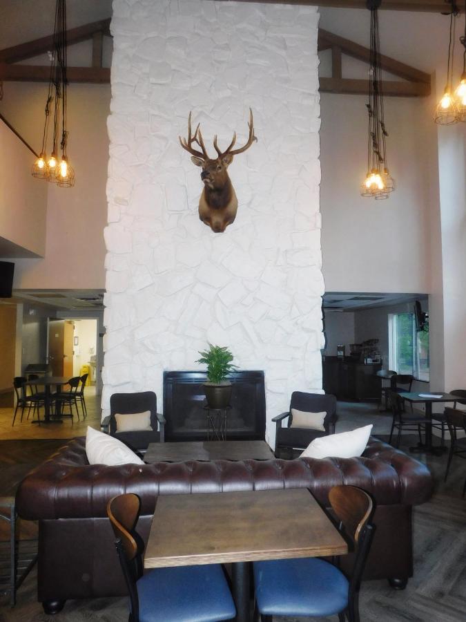 Greentree Inn & Suites Pinetop Εξωτερικό φωτογραφία
